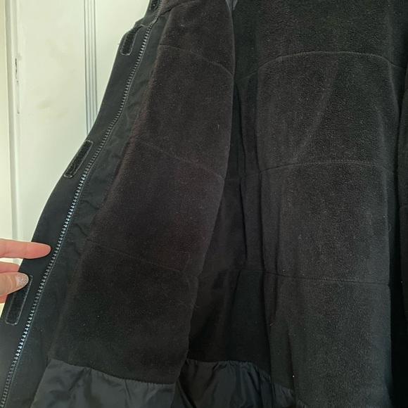 North Face Jacket with Detachable Hood - Picture 9 of 12